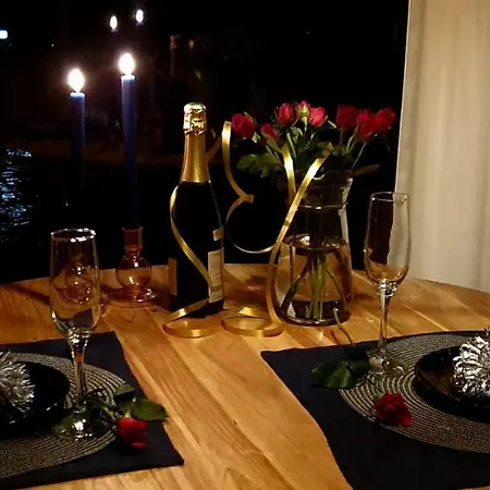 Vila Z Widokiem Na Jezioro *