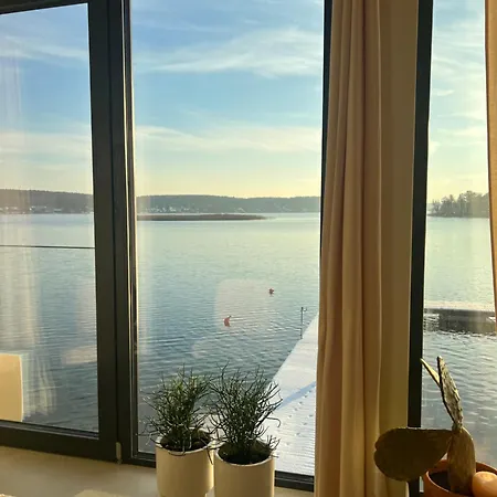 Vila Z Widokiem Na Jezioro *